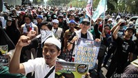 Demo digelar sebagai bentuk solidaritas terhadap Palestina dan mengutuk serangan Israel ke Gaza.    
