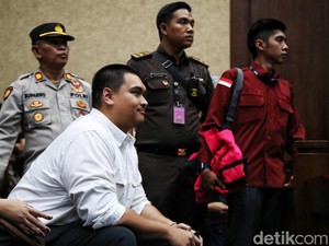 Bantahan Menpora Dito Terima Duit Pelicin Amankan Perkara BTS Kominfo