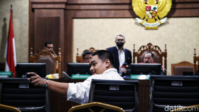 Dito Ariotedjo Siap Bersaksi di Sidang Kasus Korupsi BTS Menpora Dito Ariotedjo memenuhi panggilan sebagai saksi sidang perkara korupsi BTS Kominfo di Pengadilan Tipikor Jakarta, Rabu (11/10/2023).