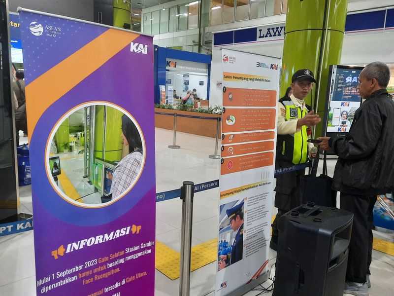 Face Recognition di Stasiun Gambir