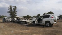 Badan pencarian dan penyelamatan Israel mengatakan lebih dari 260 mayat telah ditemukan dari festival musik tersebut pada, Minggu (8/10/2023) malam. Mobil-mobil yang diparkir di sekitar area festival gosong dan rusak. 