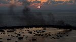 Diserang Israel, Perahu dan Kapal Nelayan di Pelabuhan Gaza Terbakar