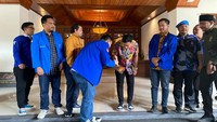 GAMKI juga mengundang Gibran dalam acara Festival Bondo yang akan diadakan Pewarna dan GAMKI pada tanggal 9-11 November 2023 di Jepara dan Solo, Jawa Tengah. Gamki juga menyampaikan apresiasi atas kepemimpinan Gibran Rakabuming sebagai Wali Kota yang membangun Kota Surakarta dengan pendekatan kebudayaan. 