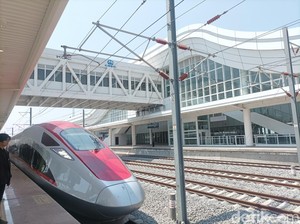 Diskon Tarif Kereta Cepat Whoosh Spesial HUT Jakarta 2024, Cek Infonya