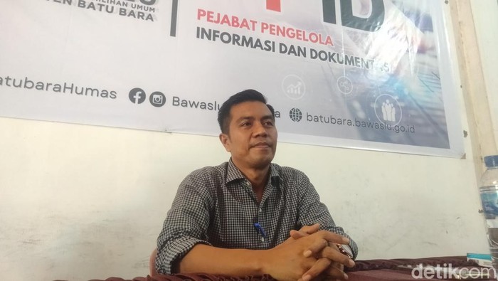 Ketua Bawaslu Kabupaten Batu Bara, M Amin Lubis. (Perdana Ramadhan/detikSumut)