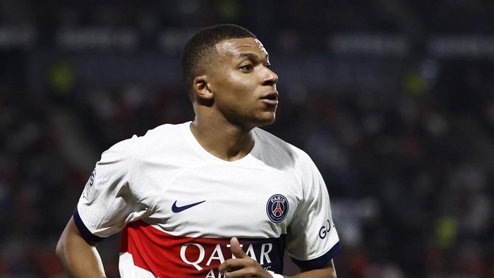 Soccer Football - Ligue 1 - Stade Rennes v Paris St Germain - Roazhon Park, Rennes, France - October 8, 2023 Paris St Germains Kylian Mbappe REUTERS/Stephane Mahe