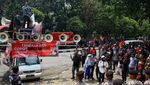 Massa Gelar Aksi di KPK, Tuntut Firli Bahuri Diberhentikan