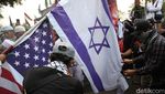 Massa PA 212 Demo Bela Palestina Bakar Bendera AS-Israel