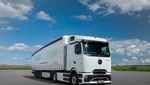 Potret Truk Listrik Terbaru Mercedes-Benz yang Bisa Tempuh Jarak Jakarta-Semarang