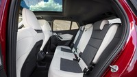 Tampilan jok baris kedua BMW iX2. Foto: Dok. BMW