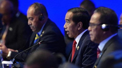 Momen Jokowi Pimpin KTT AIS Forum di Bali