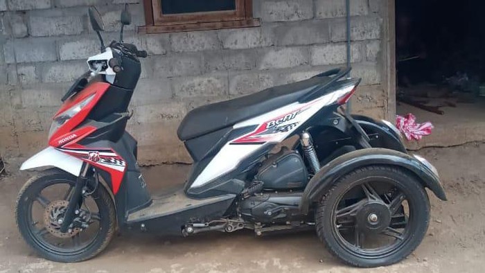 Motor difabel bantuan Mensos Risma