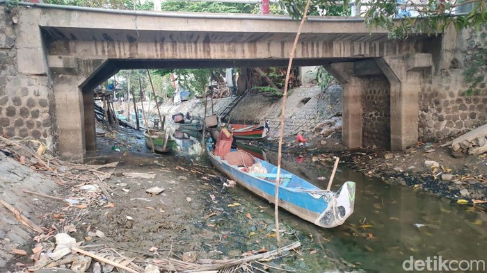 nelayan gresik tak bisa melaut