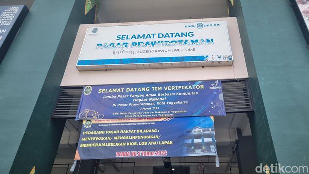 Pasar Prawirotaman di Yogyakarta