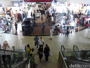 TikTok Shop Ditutup, Pasar Tanah Abang Menggeliat Kembali
