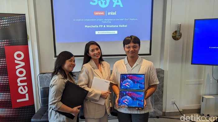 Penulis Marchella FP (tengah) dan ilustrator Wastana Haikal (kanan)