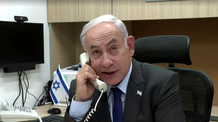 Perdana menteri Israel, Benjamin Netanyahu, hubungi presiden AS lewat sambungan telepon.
