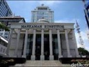 Baca Maklumat Juanda, Sejumlah Kalangan Nyatakan Prihatin atas Putusan MK