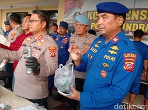 Curang Nelayan Indramayu Tangkap Ikan Pakai Bom Rakitan