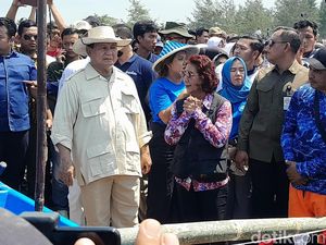 Saat Susi Pudjiastuti Ajak Warga Pangandaran Sayangi Prabowo