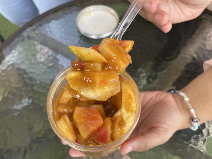 Ragam rujak di Indonesia