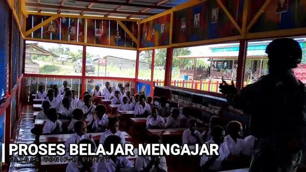 Rumah pintar dan pasar masyarakat yang dibuat oleh Mayor Sabar