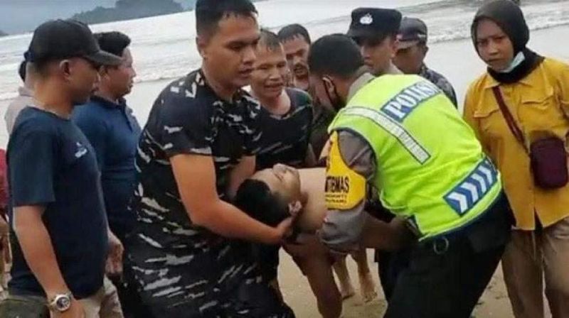 Serka Agus selamatkan wisatawan di Trenggalek
