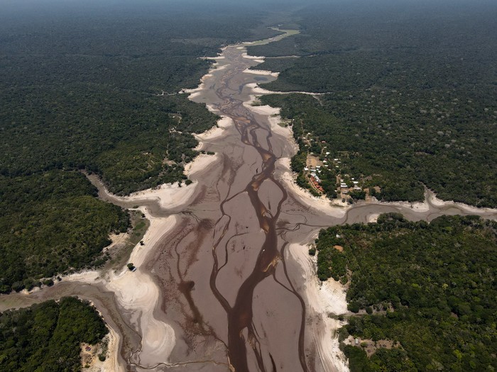 An aerial view shows the Tumbira River, which has been affected by the drought of Negro River,  at a Rio Negro Sustainable Development Reserve, in Iranduba, Amazonas state, Brazil, October 7, 2023. REUTERS/Bruno Kelly     TPX IMAGES OF THE DAY