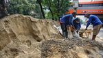 Perbaikan Turap Ambrol Kali Cideng Terus Dikebut