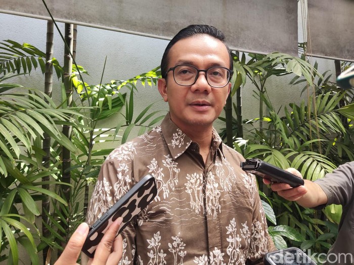 VP Taman Safari Indonesia Alexander Zulkarnain