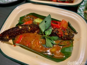 Warung Mebo: Sedapnya Mangut Lele dan Nasi Goreng Kecombrang Khas Yogyakarta