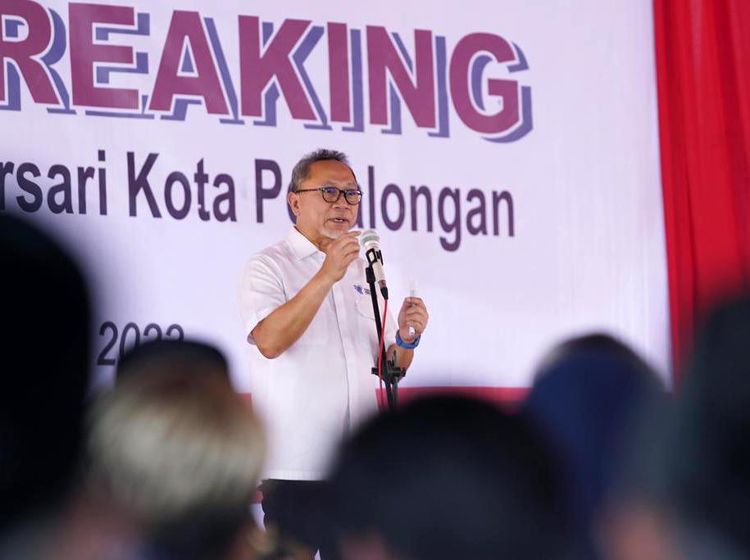 Zulhas Ground Breaking Pasar Banjarsari