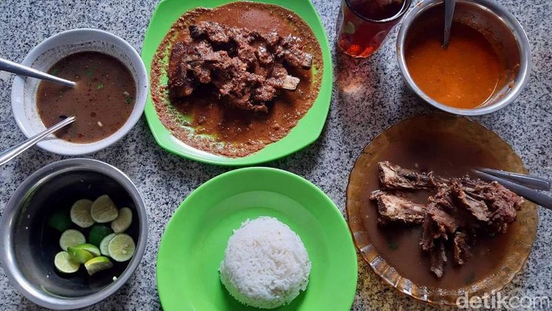 5 Rekomendasi Tempat Makan di Jakarta yang Wajib Dikunjungi Versi Netizen Twitter