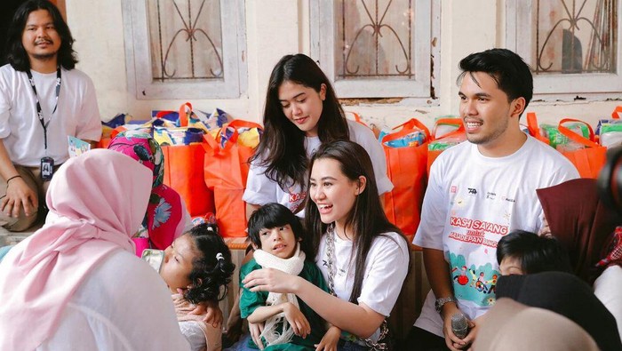 Aaliyah Massaid dengan Thariq Halilintar.