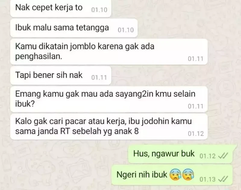 Chat antara anak dan orangtua ini bakalan sukses bikin kamu senyum-senyum sendiri. Sayang banget deh sama ibu dan bapak!