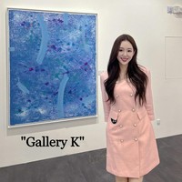 Choi Chae Won disebut menarik perhatian para juri dengan pesona dan bakatnya di dunia seni juga tekadnya menjadi pemimpin wanita. Wanita yang juga bercita-cita menjadi seniman itu terlebih sudah punya pengalaman bekerja sebagai art director di usia muda. Foto: Instagram