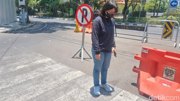 hari tanpa bayangan di surabaya bikin warga penasaran