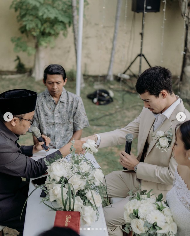 Pasangan itu sebelumnya sempat menghebohkan publik kala Jennifer tiba-tiba mengaku tengah hamil dan mengunggah foto-foto yang memperlihatkan perut besarnya. Foto: Instagram/@jennifercoppennreal20