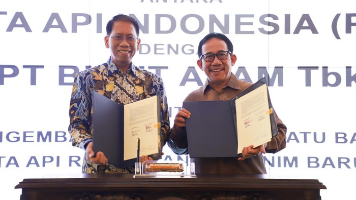 KAI kerja sama dengan PTBA untuk angkutan kereta barang.