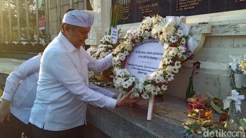 Kepala BNPT Komjen Pol Rycko Amelza Dahniel di Tugu Peringatan Bom Bali, Monumen Ground Zero, Legian, Kamis (12/10/2023).