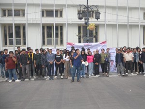 Gerakan Milenial Bandung Tanda Tangan Petisi Dukung Gibran Cawapres 2024