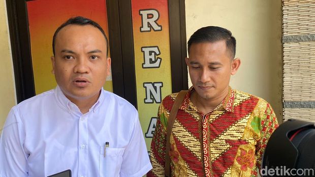 Kuasa hukum AS yang laporkan Dinar Candy ke Polda Jambi atas dugaan perselingkuhan.