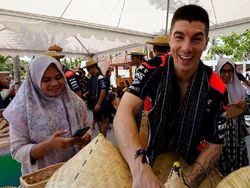 Vinales Makin Melokal: Kemarin Tulis Pinjam Seratus, Kini Cukurukuk