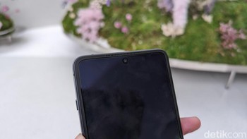 Belum diketahui kapan Oppo akan meluncurkan Find N3 Flip di Indonesia. Foto: Virgina Maulita Putri/detikINET