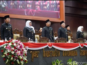 Pantun Gus Sadad di Paripurna untuk Khofifah yang Digadang Jadi Cawapres