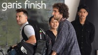 Alex Rins tiba di Bandara Internasional Lombok (BIL), Lombok Tengah, NTB.