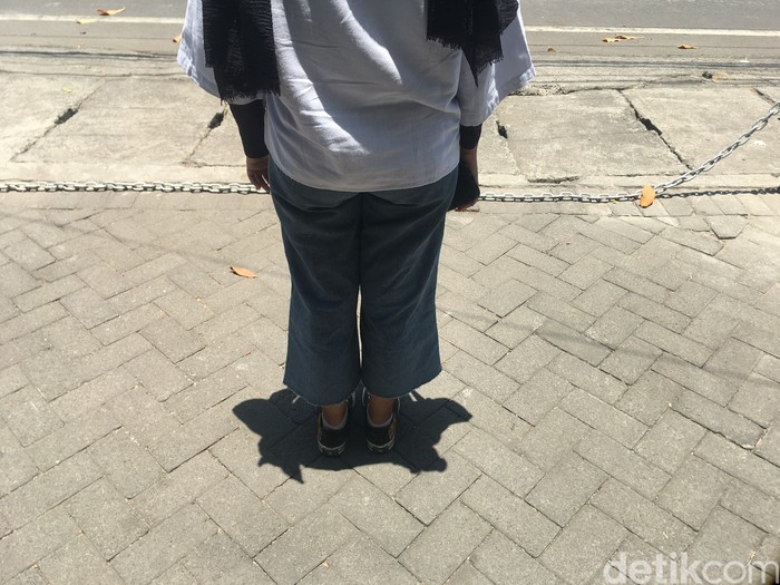 Penampakan hari tanpa bayangan di Surabaya