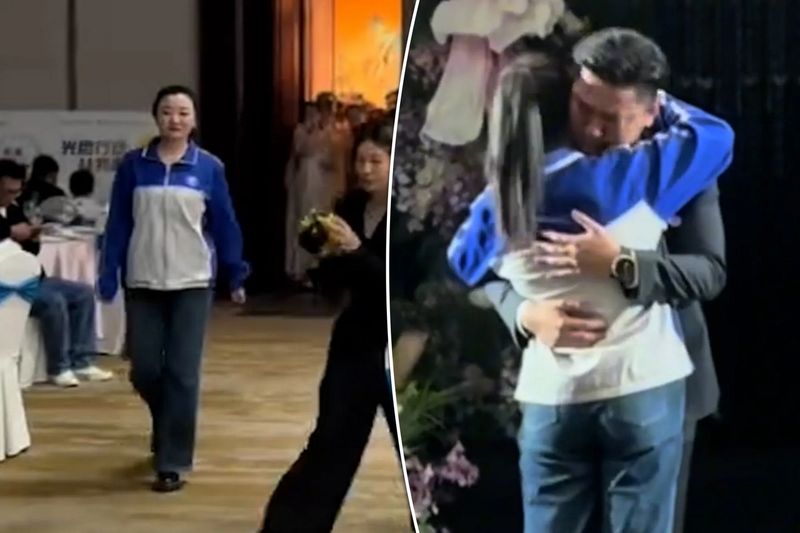 Pengantin Pakai Baju Seragam