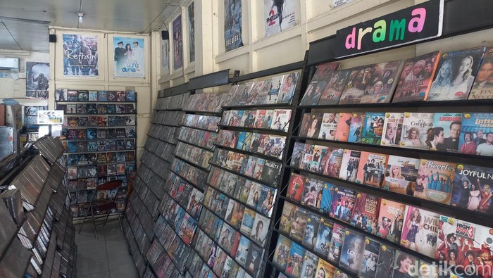 Persewaan DVD Planet Movie di Jalan Juanda, Kelurahan Purwodiningratan, Kecamatan Jebres, Kota Solo, Kamis (12/10/2023).