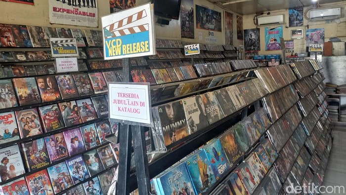 Persewaan DVD Planet Movie di Jalan Juanda, Kelurahan Purwodiningratan, Kecamatan Jebres, Kota Solo, Kamis (12/10/2023).